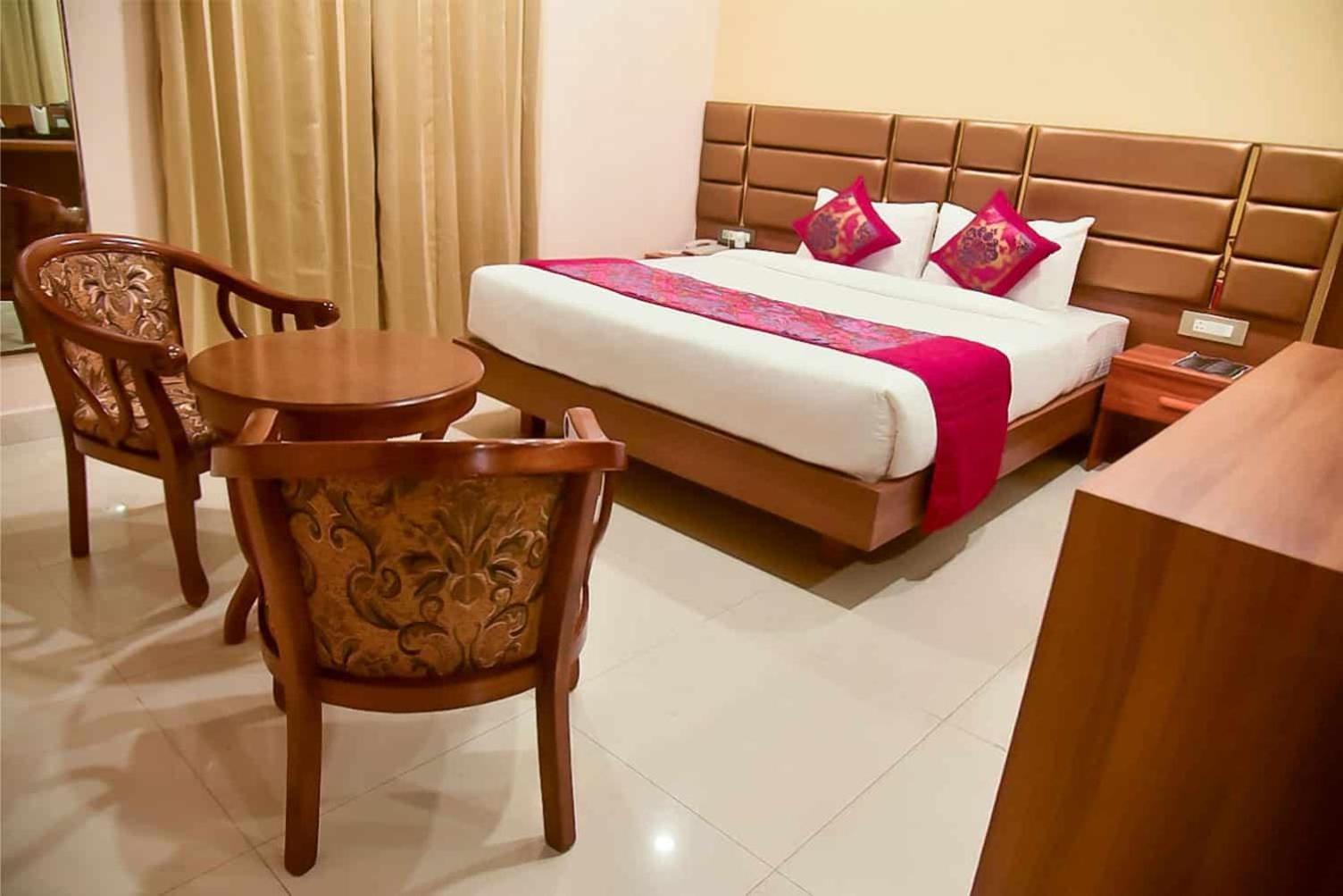 Hotel Apollo Grand Guwahati Dış mekan fotoğraf